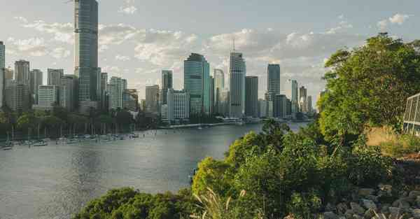 公司聚餐活动小游戏_公司聚餐活动走心文案