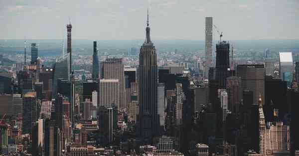 行业新闻哪里看_行业新闻写作常用标题模板