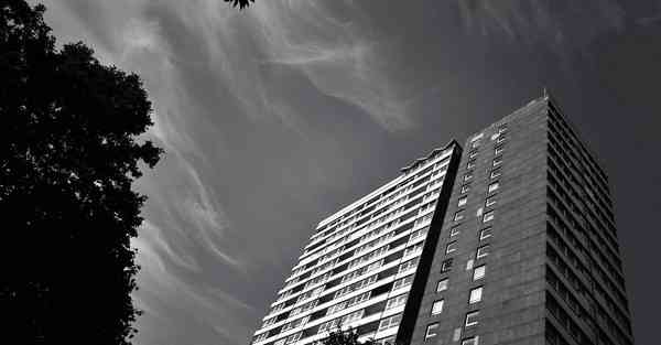 公司活动主持穿搭_公司活动主持开场白台词完整版