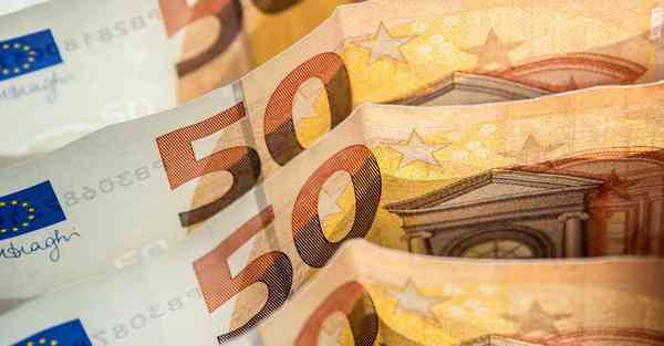 行车记录仪内存卡满了不录视频了